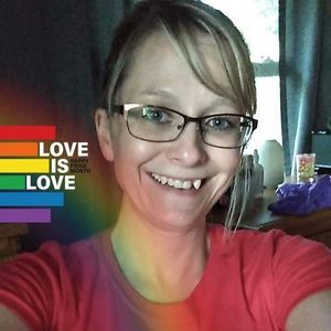 Meet your Posher, Tina